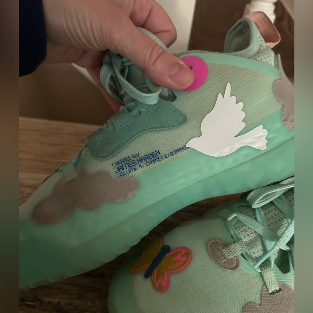 - James Harden Adidas  Vol 5 ? Men’s 9